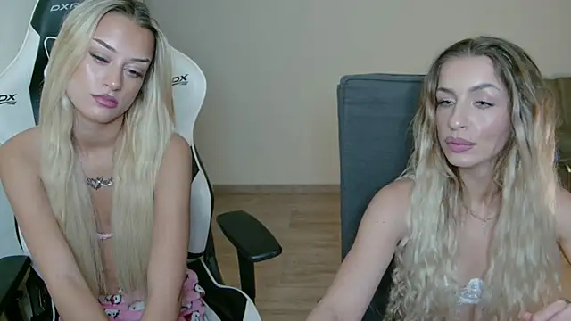 Webkamerová show anyaamurr