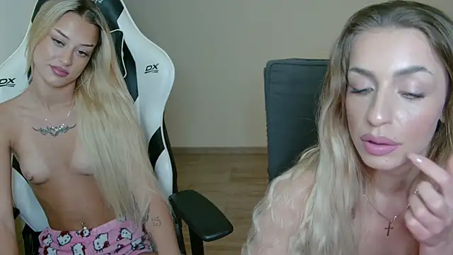 anyaamurr's Webcam Show