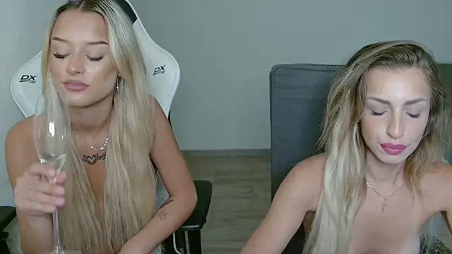 Webkamerová show anyaamurr
