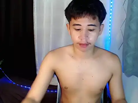 nicobigcockx 网络视讯表演