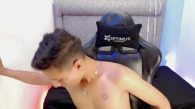 Show de Yuztin_little_ na webcam