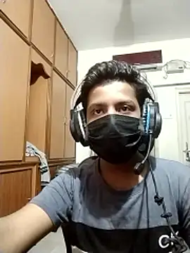 Pertunjukan Kamera Web Vishal-Hyderabad