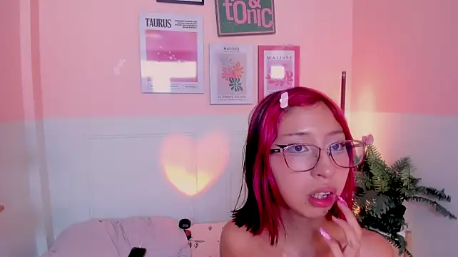 צ'אט XXX בשידור חי של Venus_Rouge