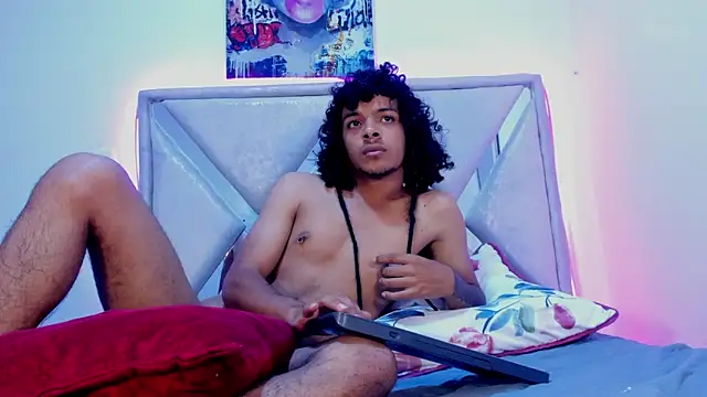 Show modela Lucas_cruz1 na web-kameri