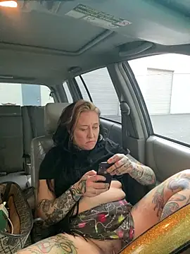 addiashtray's Webcam Show