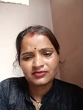 Sala de chat ao vivo de Divya_hot88