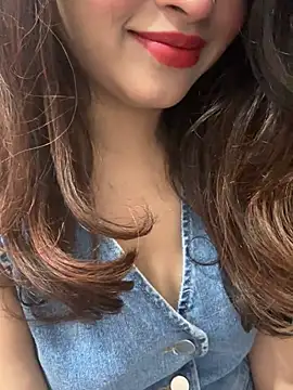 Show Webcam de Yours_riya11