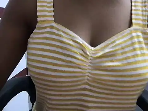 Chat XXX en directo de Black_Magical_Girl