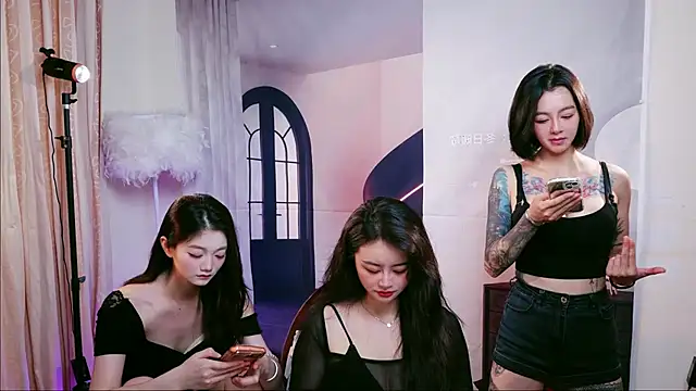 Pinnnkcat 在線直播表演
