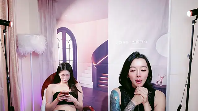 Pinnnkcat 网络视讯表演