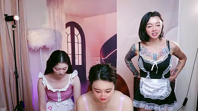 Pinnnkcat Webcam-Show