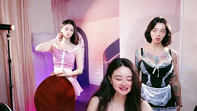 Pinnnkcat Adlı Modelin Web Kamerası Şovu