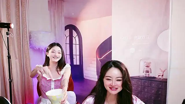 Pinnnkcat Webcam Show
