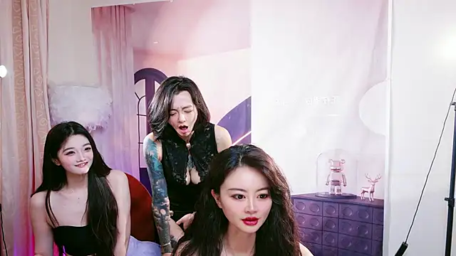 Pinnnkcat Webcam-Show