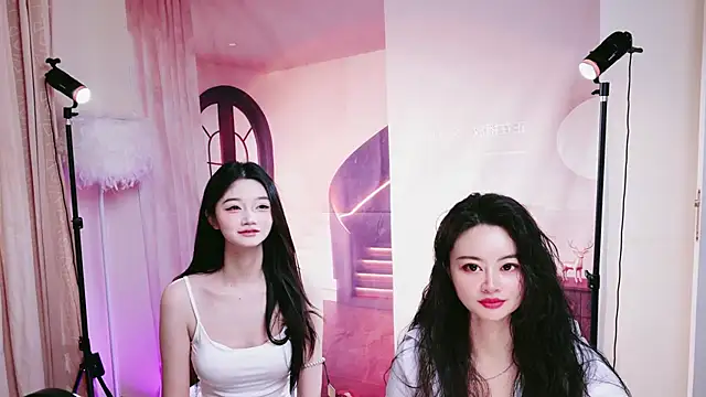 Pinnnkcat Pertunjukan Webcam