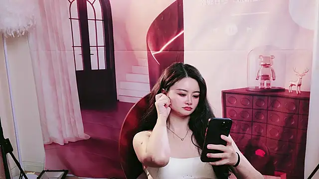 Pinnnkcat's Webcam Show