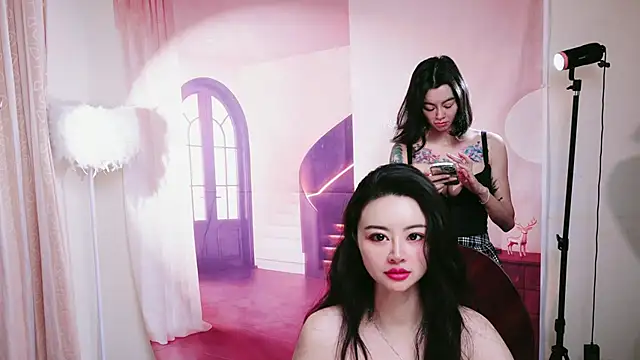 Pinnnkcat Pertunjukan Webcam