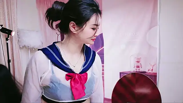 Pinnnkcat 在線直播表演