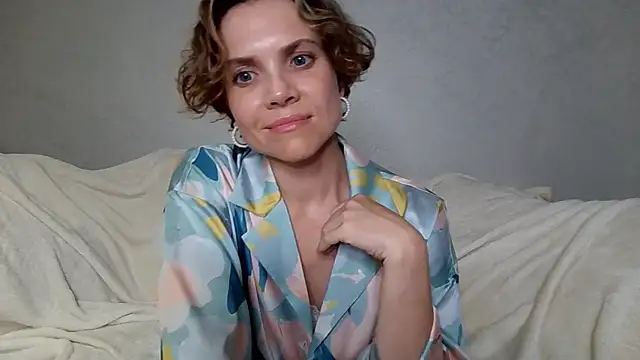 NatalieMosesn Webbikameraesitys