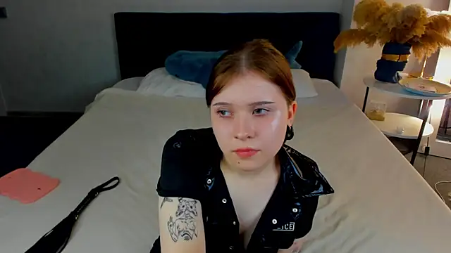 Kylie-Voss' Live XXX Chat