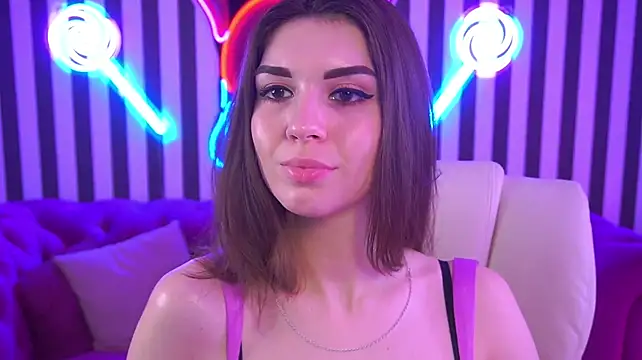 KylieJoyys' Webcam Show