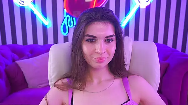 Show modela KylieJoyys na web-kameri