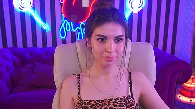 KylieJoyys Live XXX-Chat
