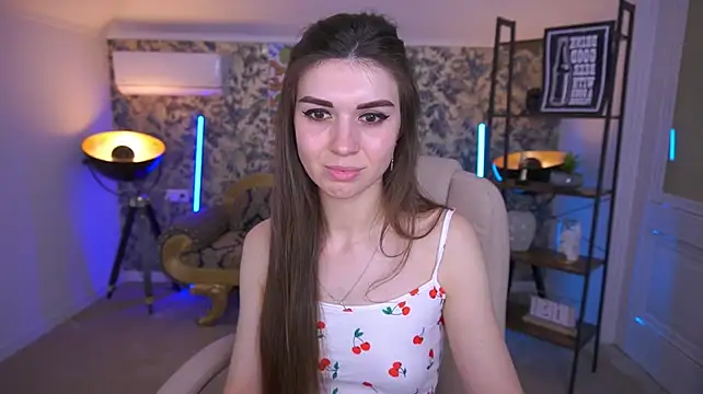Chat +18 de KylieJoyys ao vivo