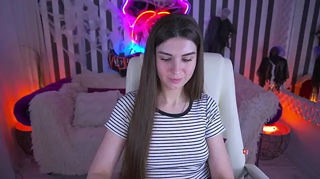 KylieJoyys' Live XXX Chat