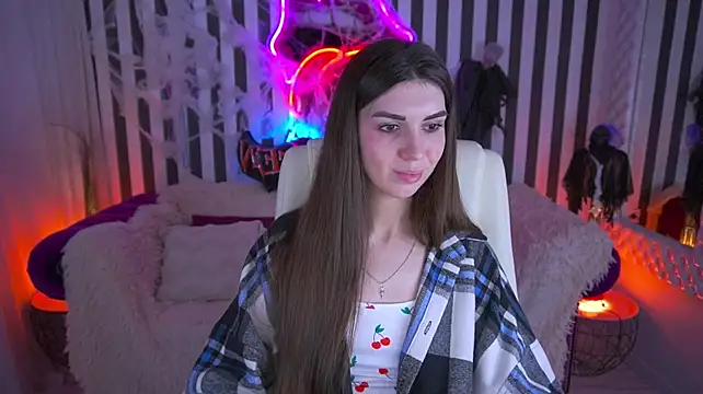 KylieJoyys Adlı Modelin Canlı XXX Sohbeti