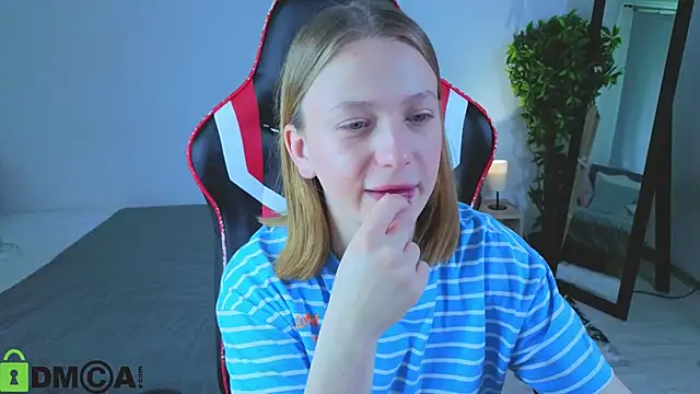 Chat +18 de BeatriceLoven ao vivo