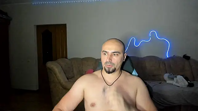 Show modela -SexyDaddy- na web-kameri
