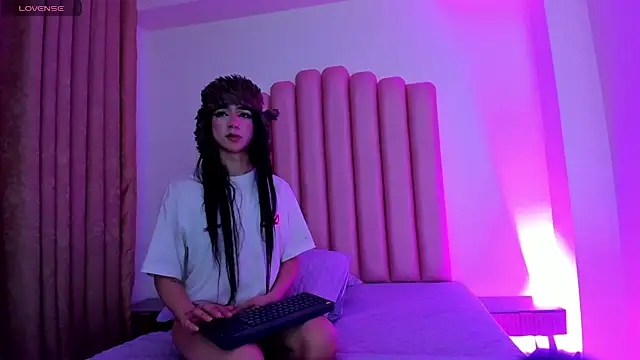 Lana_fox01's Webcam Show