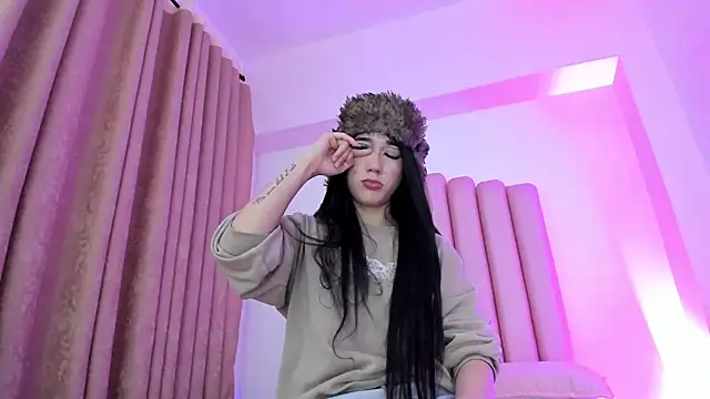 Lana_fox01's Webcam Show