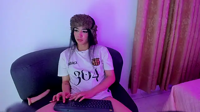 Lana_fox01's Webcam Show