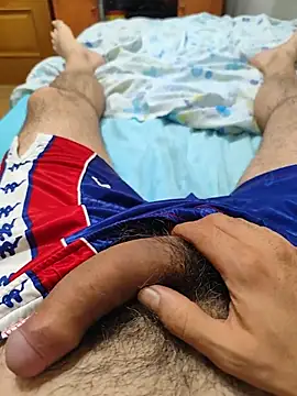 pasQ9 Show in webcam