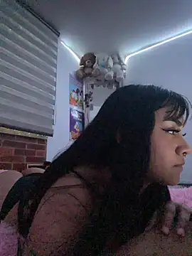 Chatroom XXX en direct de SweetSmokee