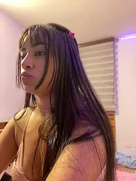 SweetSmokeen Live XXX chat