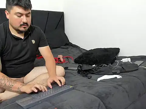Master_Toy_Boy's Webcam Show