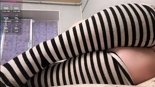 juliahashish's Webcam Show