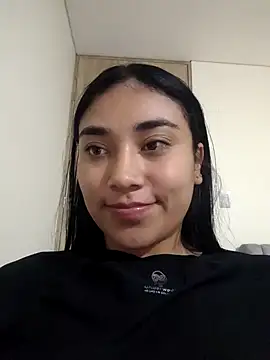 Chat +18 de Kayle_Aurora ao vivo
