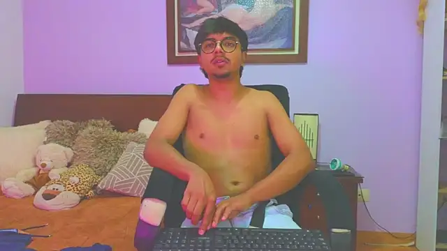 הופעת וובקאם של simonsaid33
