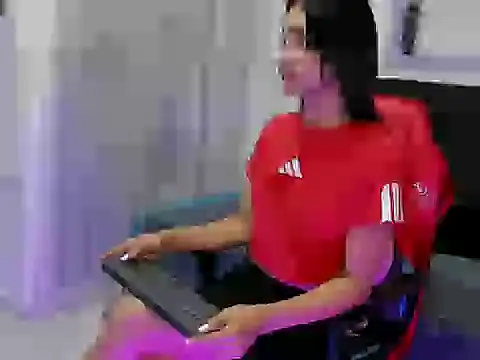 Hanna_longn Webbikameraesitys