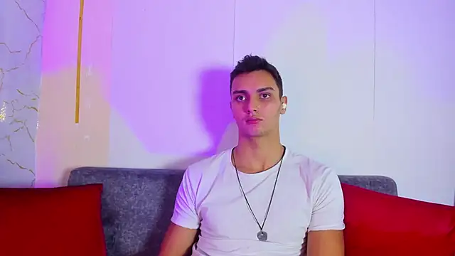 andrewevans46 – webcam-show