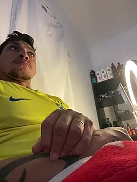 Tatuadomoreno23cm webcam show