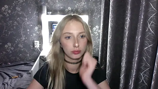 JennaLomeri Adlı Modelin Canlı XXX Sohbeti