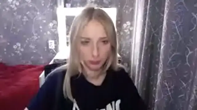 JennaLomeri's Live XXX Chat