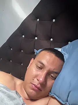 TomasStyl__ Show in webcam