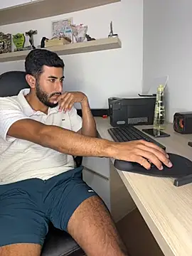VyxenSecret Show in webcam