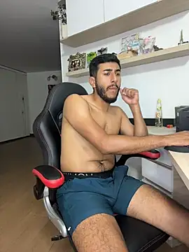 VyxenSecret webcam show